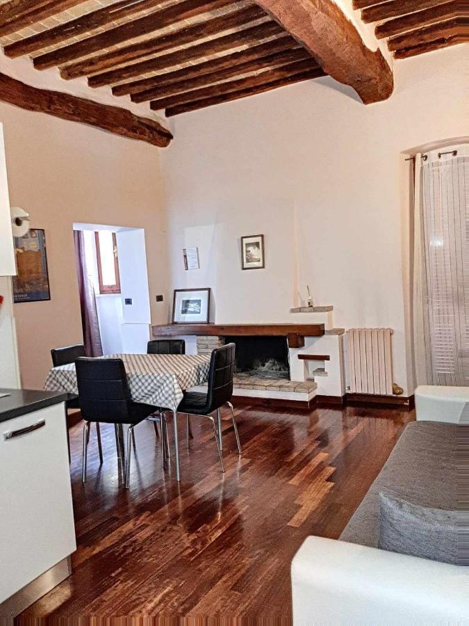 Ospitaci Appartamenti San Salvatore Foligno Esterno foto